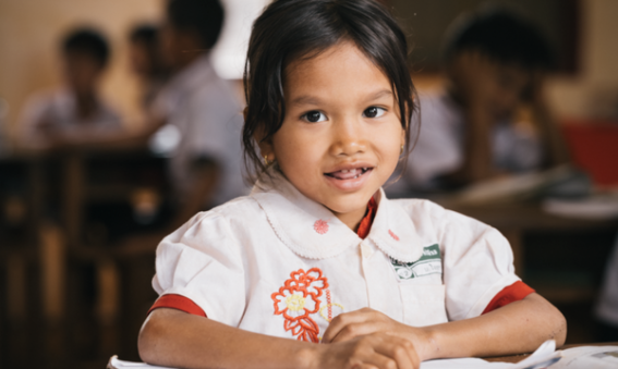 Enfant vietnamienne à l'école