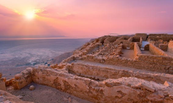 Un-Opera-en-plein-desert-Marcoetvasco